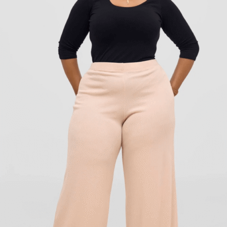 Wide legged pants